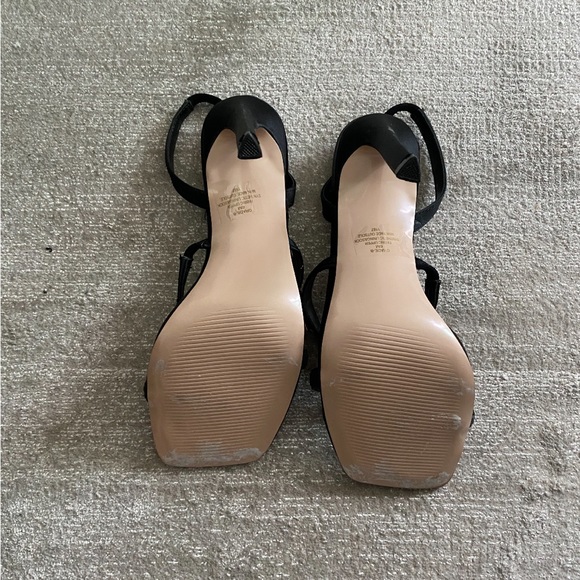 Steve Madden Black Sandals - Picture 3 of 3